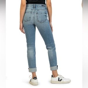EUC Kut from the Kloth Catherine High Waist Raw Hem Boyfriend Jeans size 4